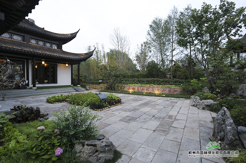 亚洲精品白浆高清久久久久久