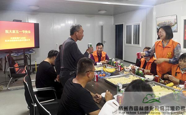 亚洲精品白浆高清久久久久久