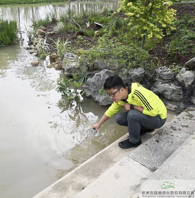 亚洲精品白浆高清久久久久久