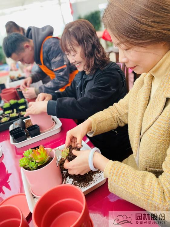 亚洲精品白浆高清久久久久久