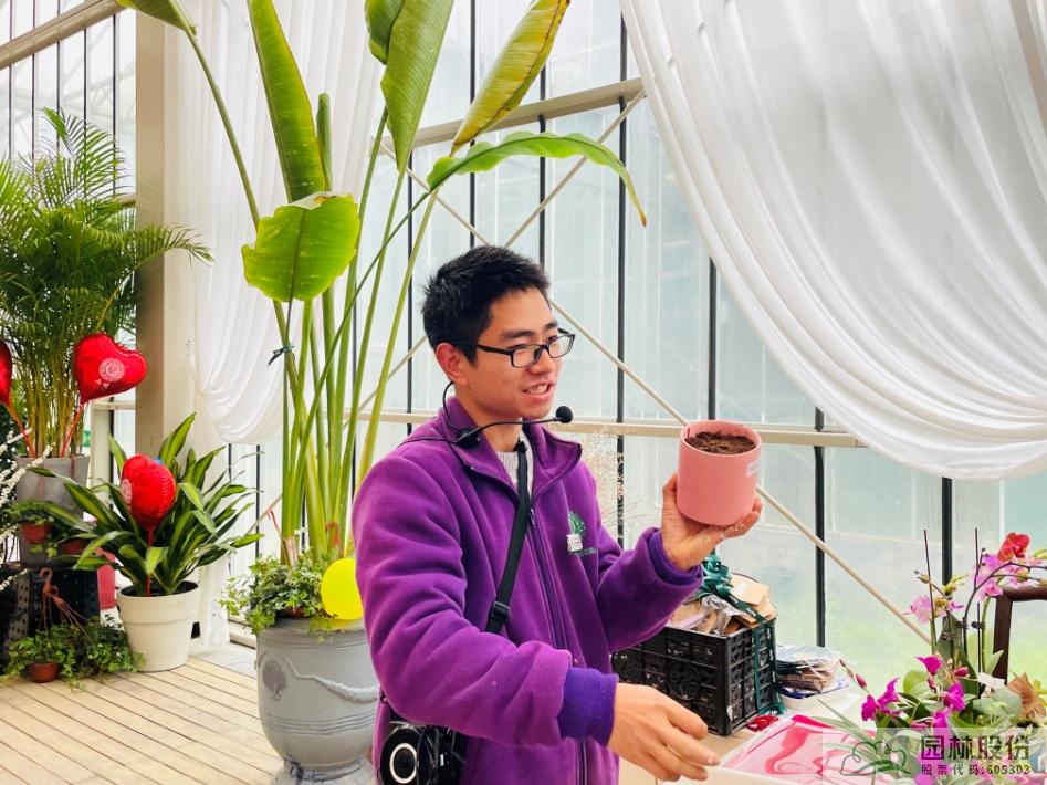 亚洲精品白浆高清久久久久久