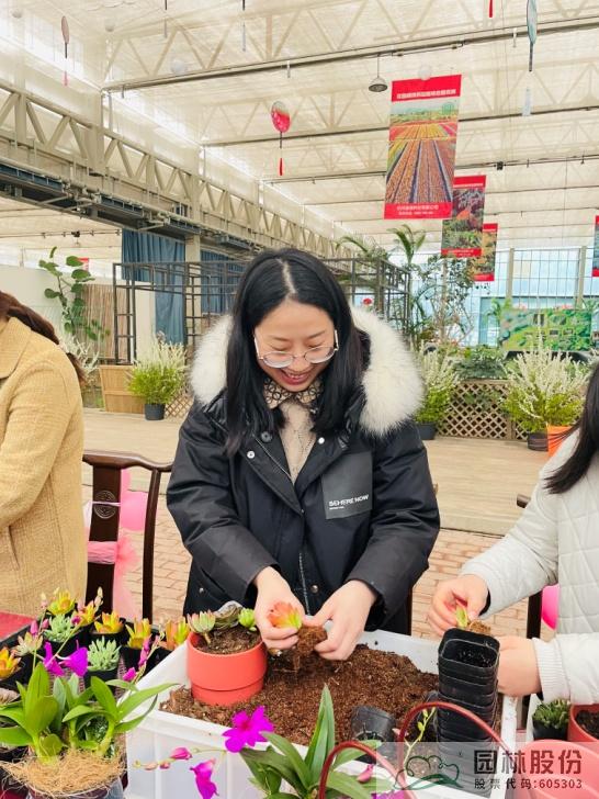 亚洲精品白浆高清久久久久久