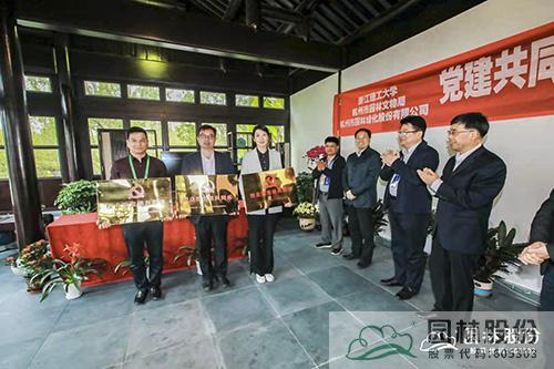 亚洲精品白浆高清久久久久久