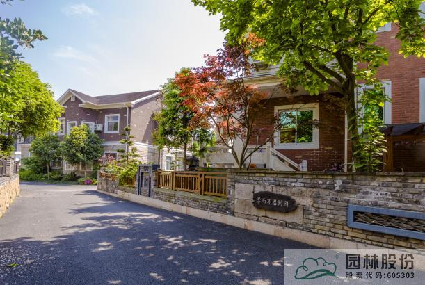 亚洲精品白浆高清久久久久久