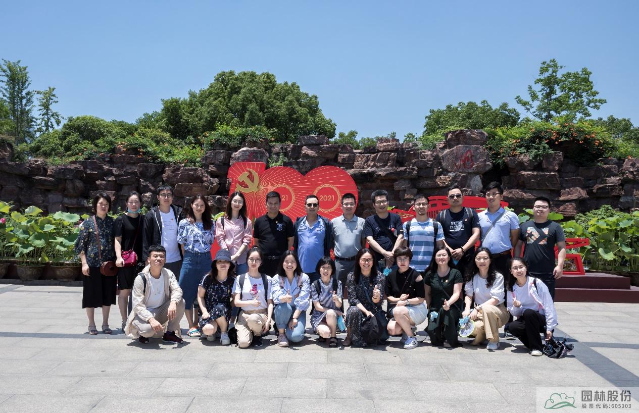 亚洲精品白浆高清久久久久久