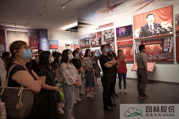 亚洲精品白浆高清久久久久久