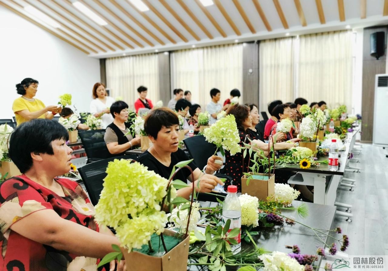 亚洲精品白浆高清久久久久久