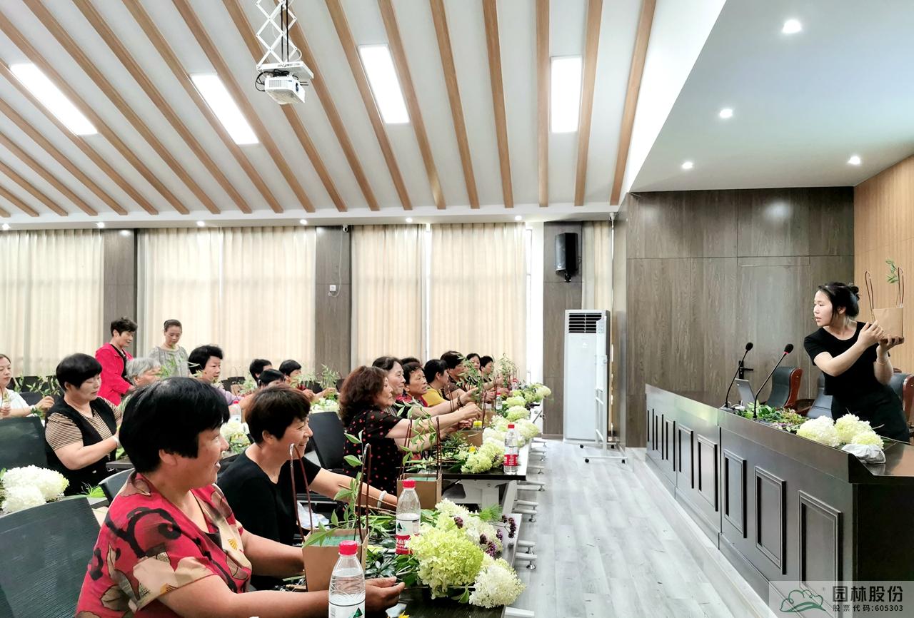 亚洲精品白浆高清久久久久久