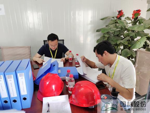 亚洲精品白浆高清久久久久久