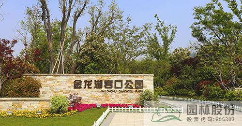 亚洲精品白浆高清久久久久久