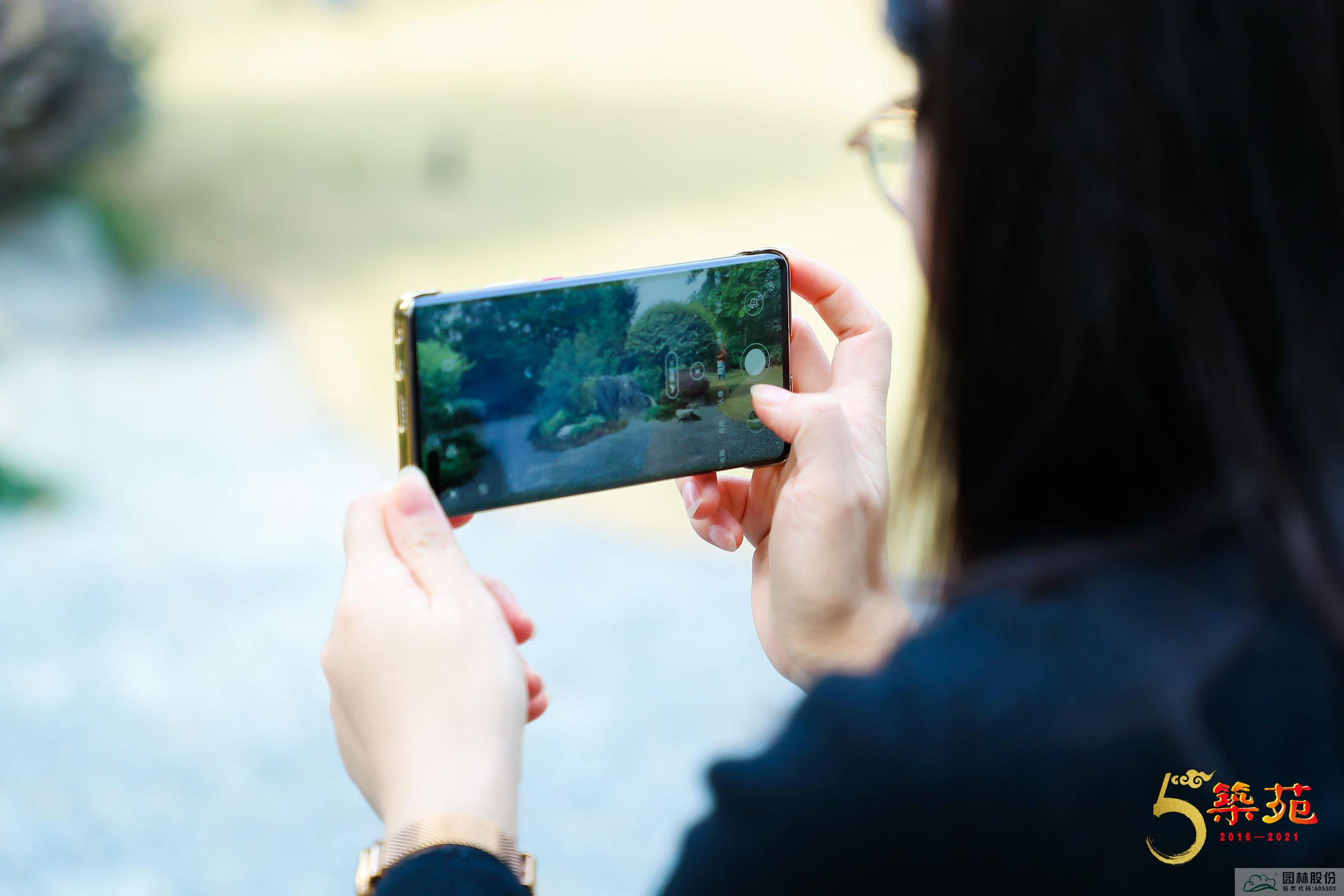 亚洲精品白浆高清久久久久久