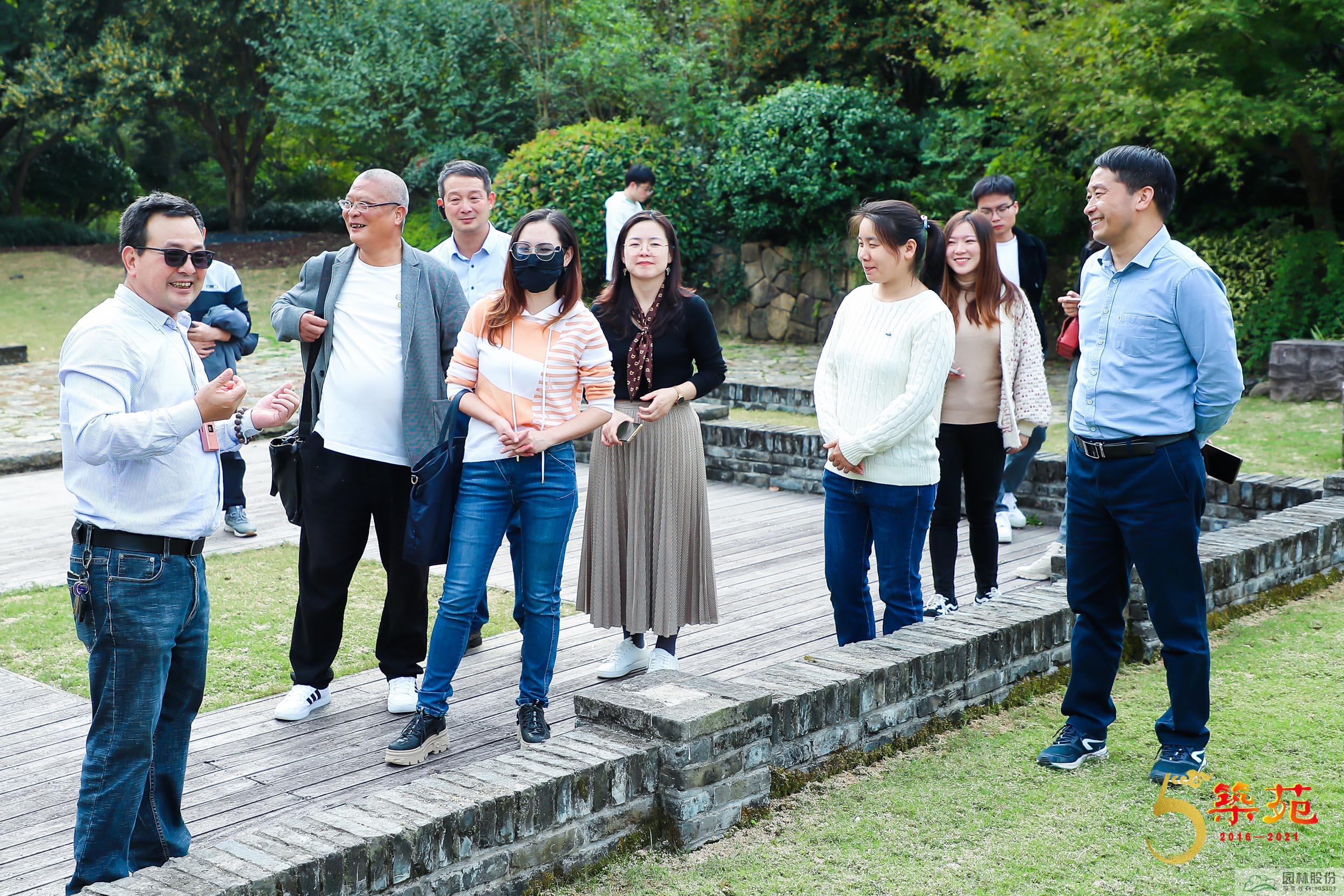 亚洲精品白浆高清久久久久久