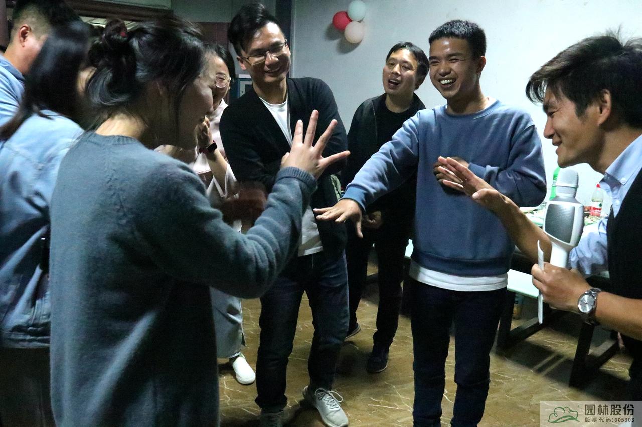 亚洲精品白浆高清久久久久久