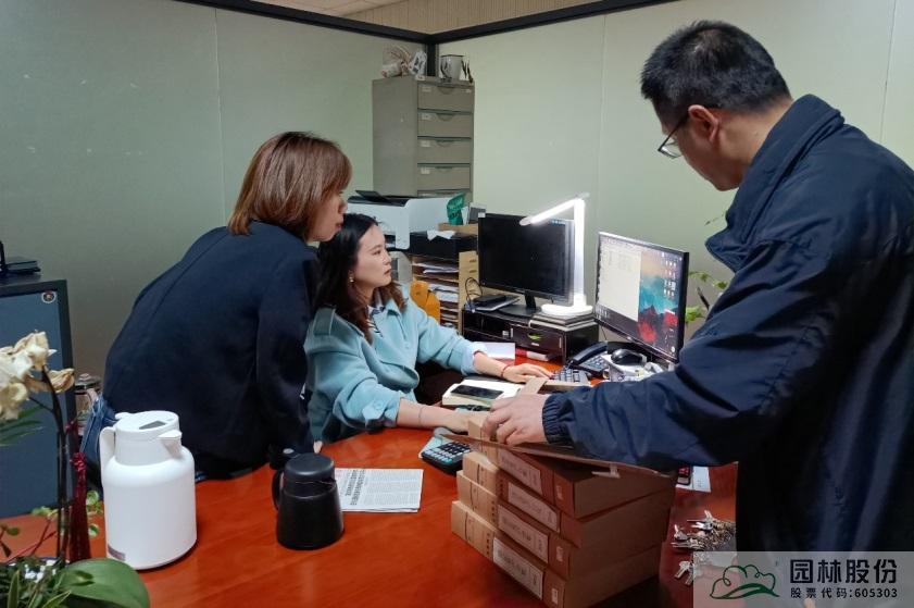 亚洲精品白浆高清久久久久久