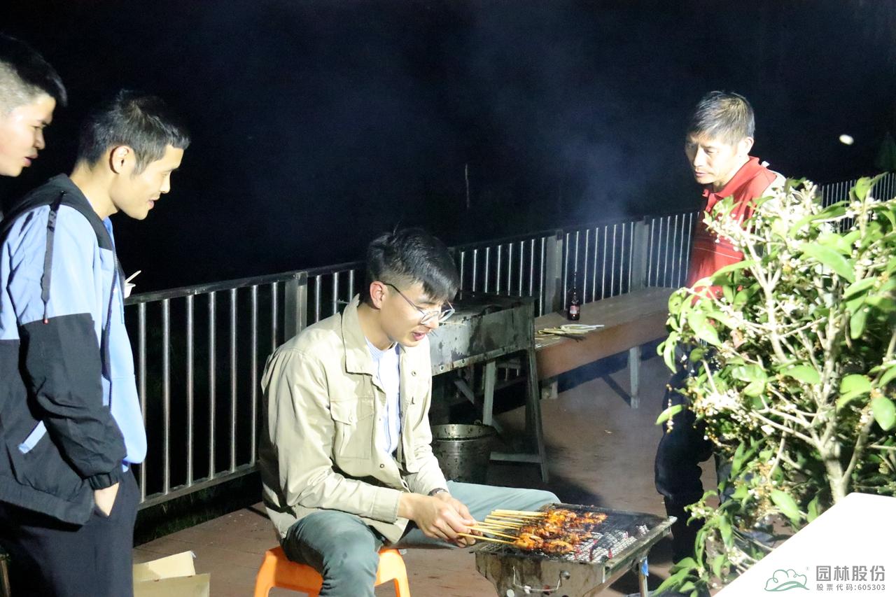 亚洲精品白浆高清久久久久久