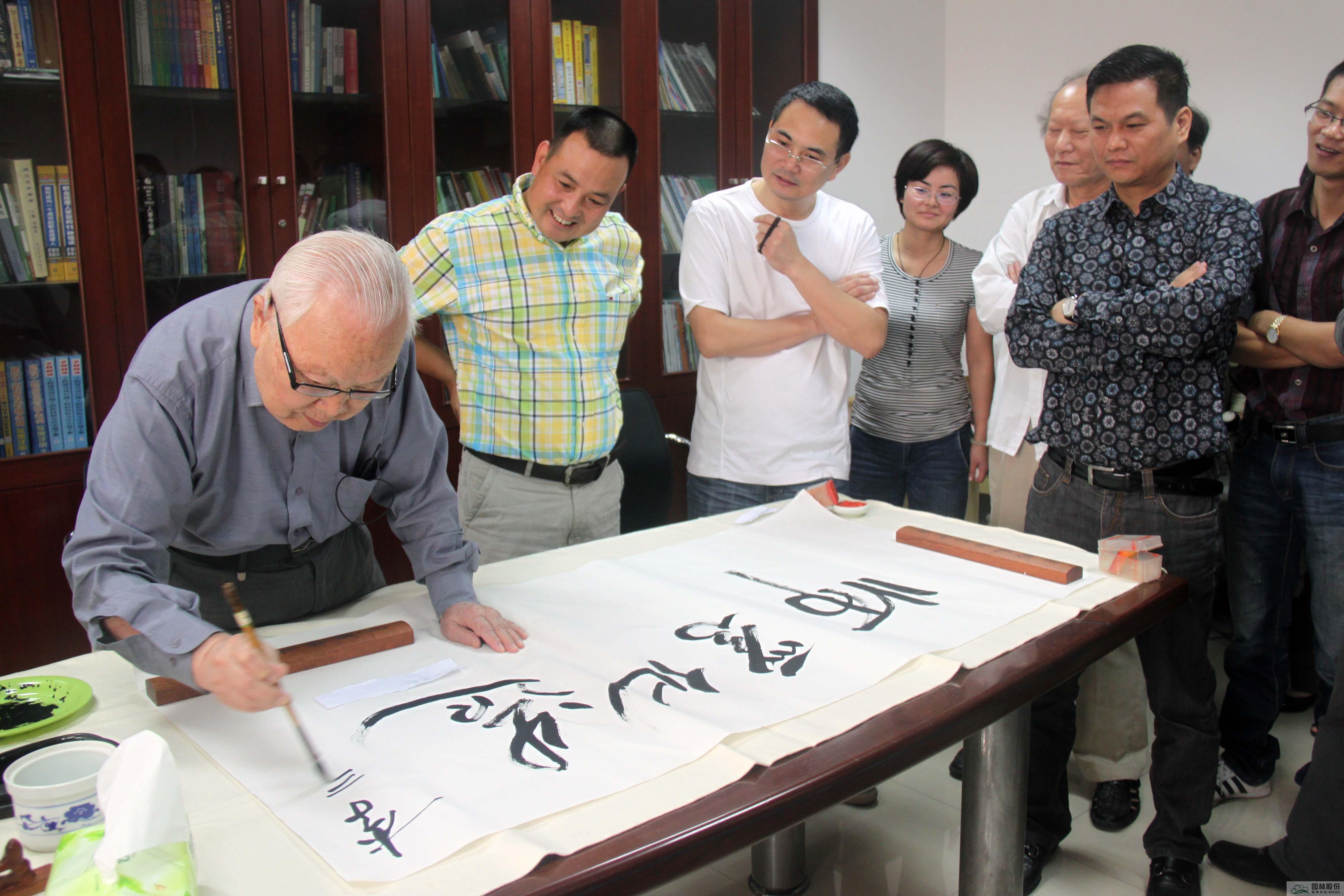 亚洲精品白浆高清久久久久久