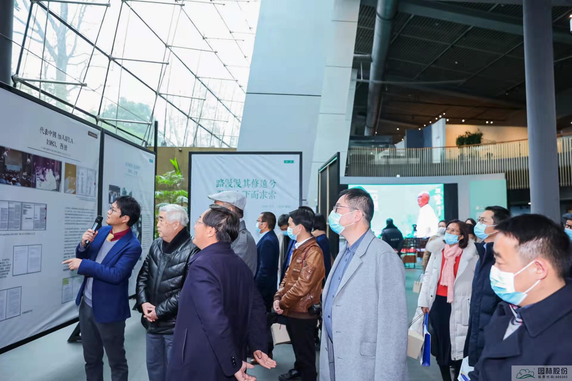 亚洲精品白浆高清久久久久久