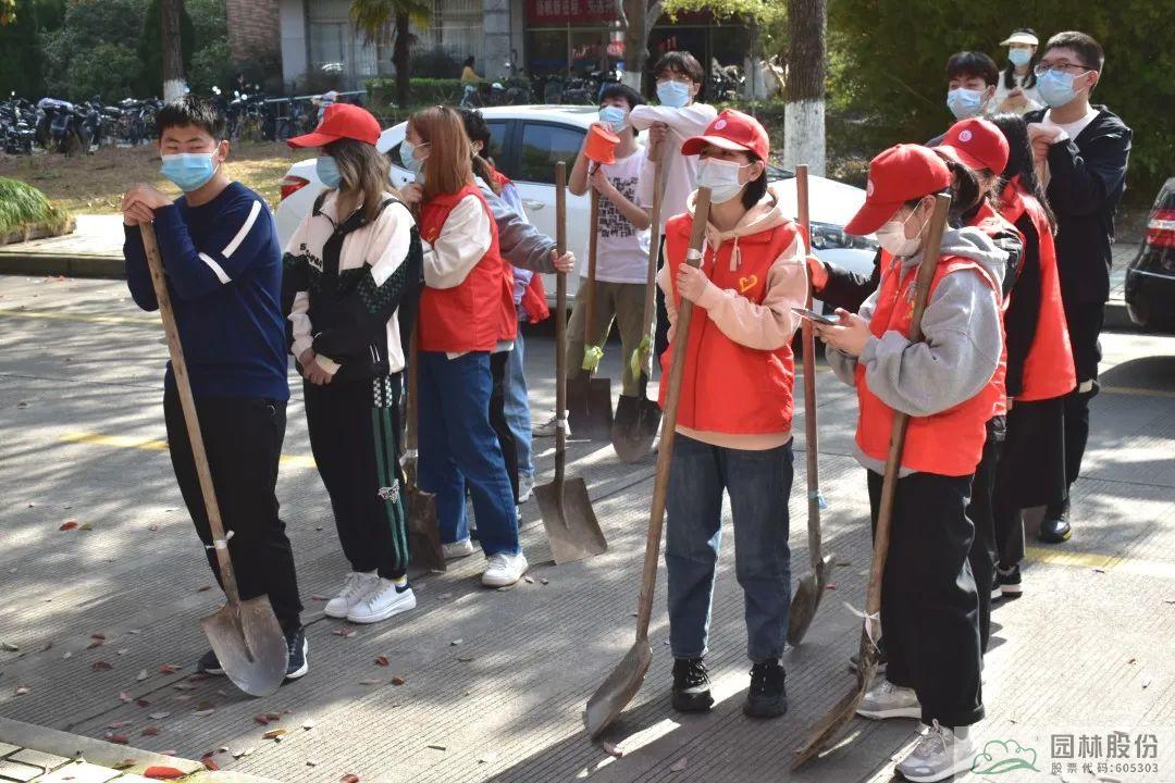 亚洲精品白浆高清久久久久久