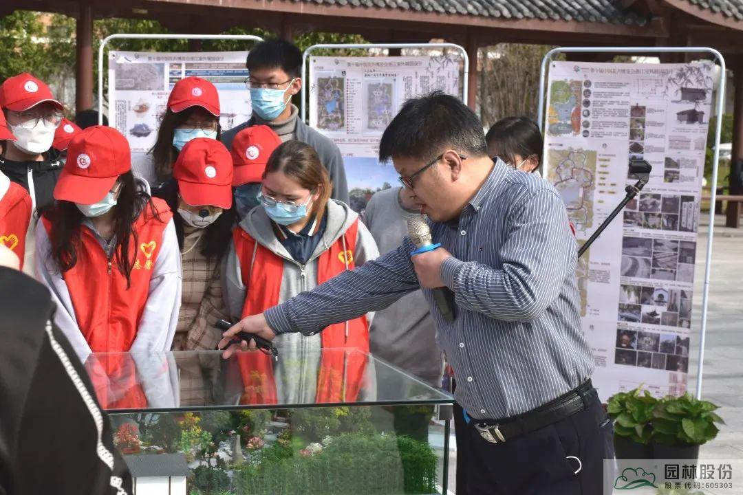 亚洲精品白浆高清久久久久久