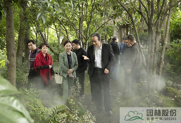 亚洲精品白浆高清久久久久久