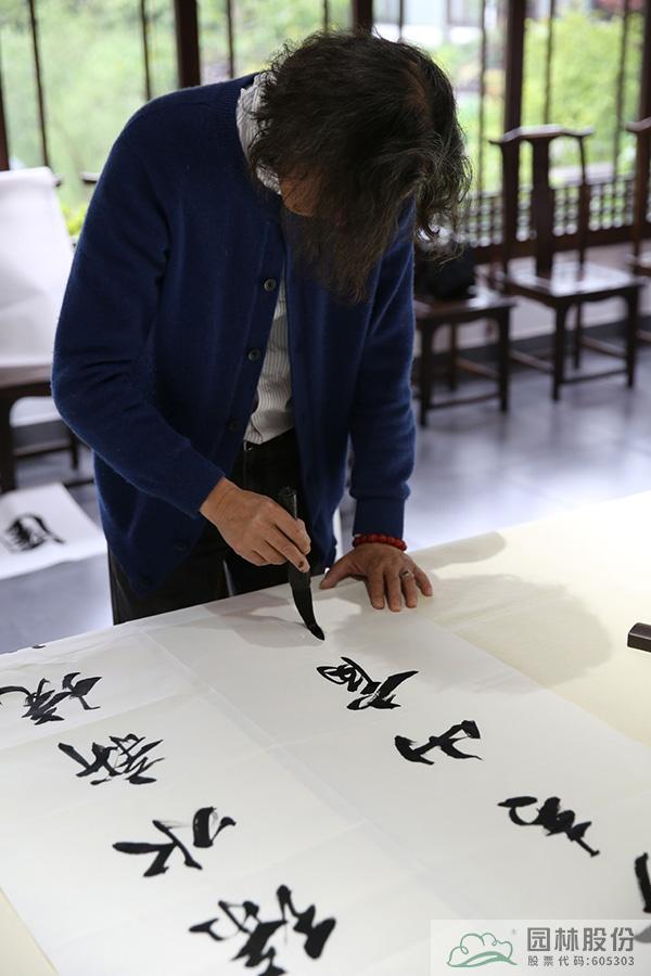 亚洲精品白浆高清久久久久久