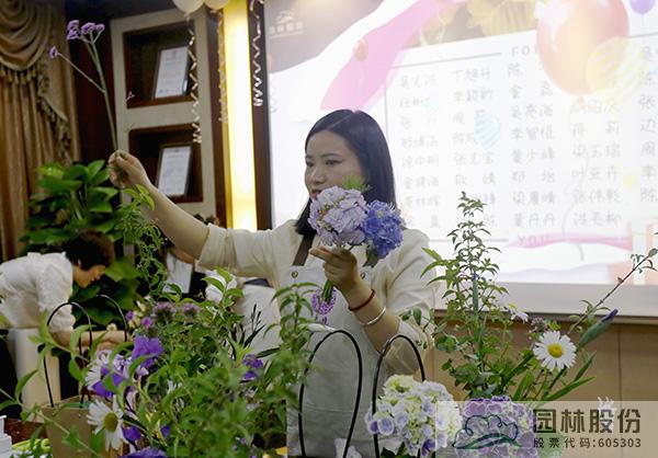 亚洲精品白浆高清久久久久久