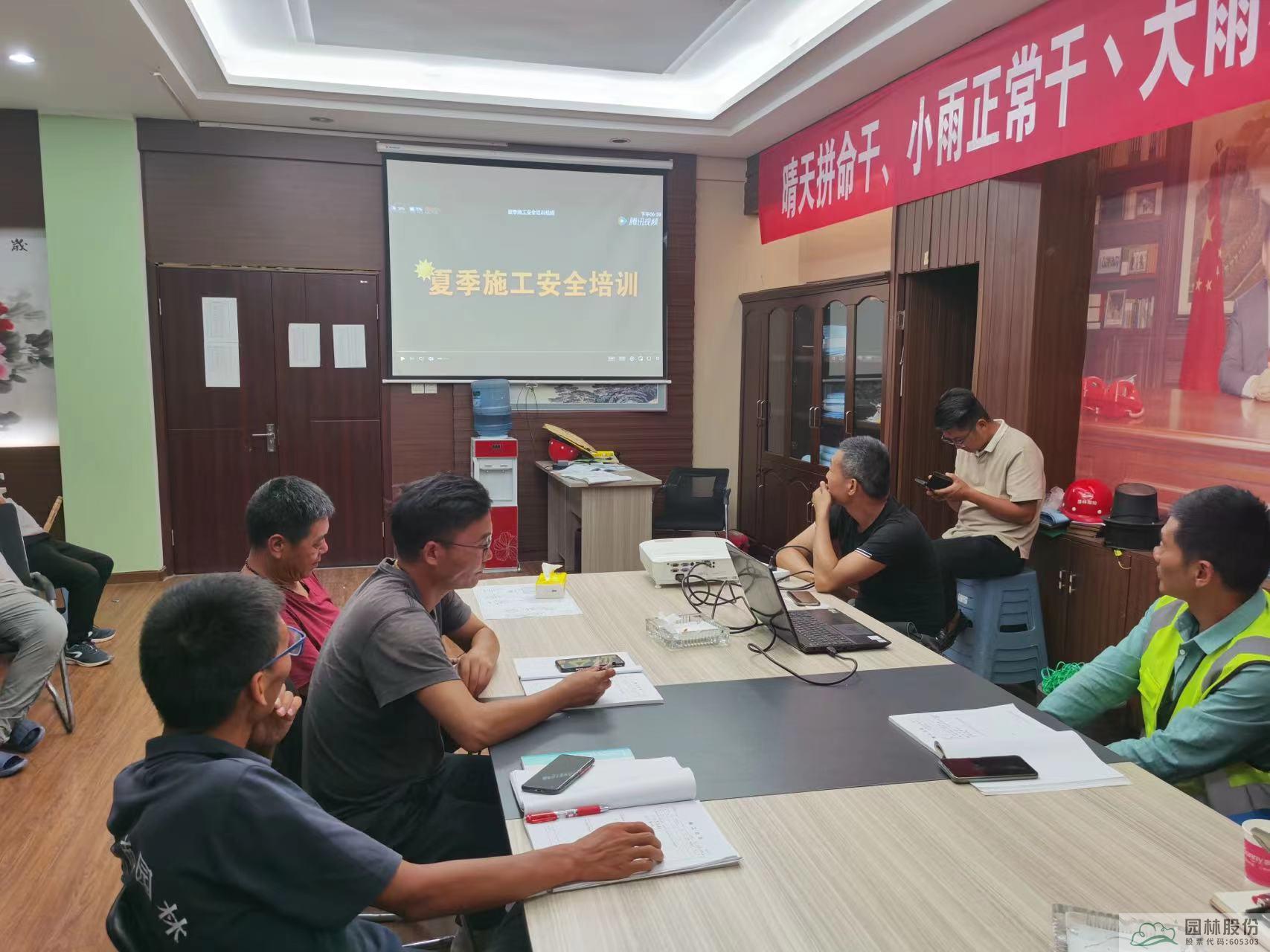 亚洲精品白浆高清久久久久久