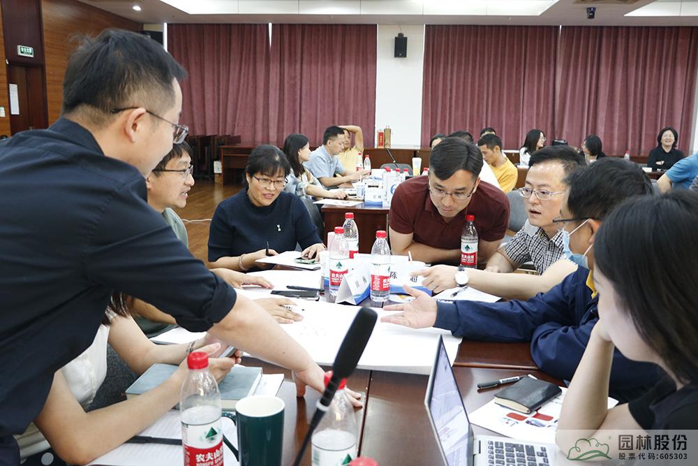 亚洲精品白浆高清久久久久久