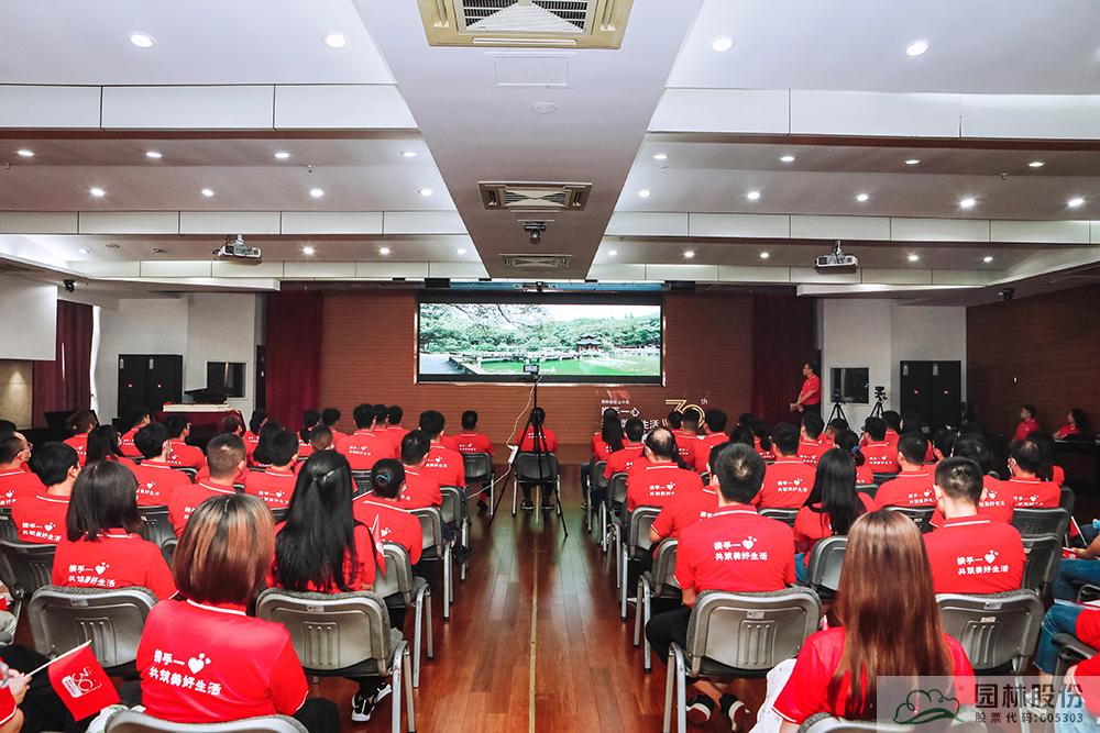 亚洲精品白浆高清久久久久久