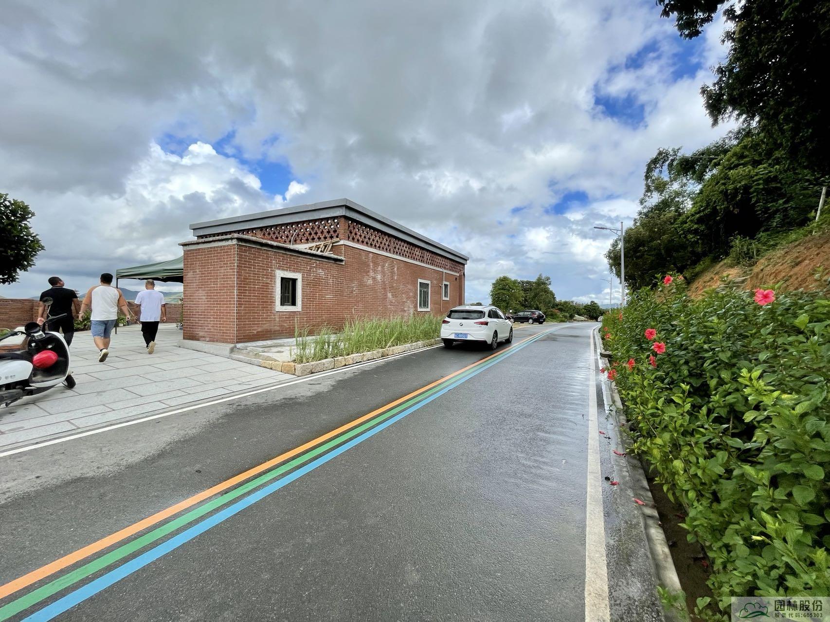 亚洲精品白浆高清久久久久久