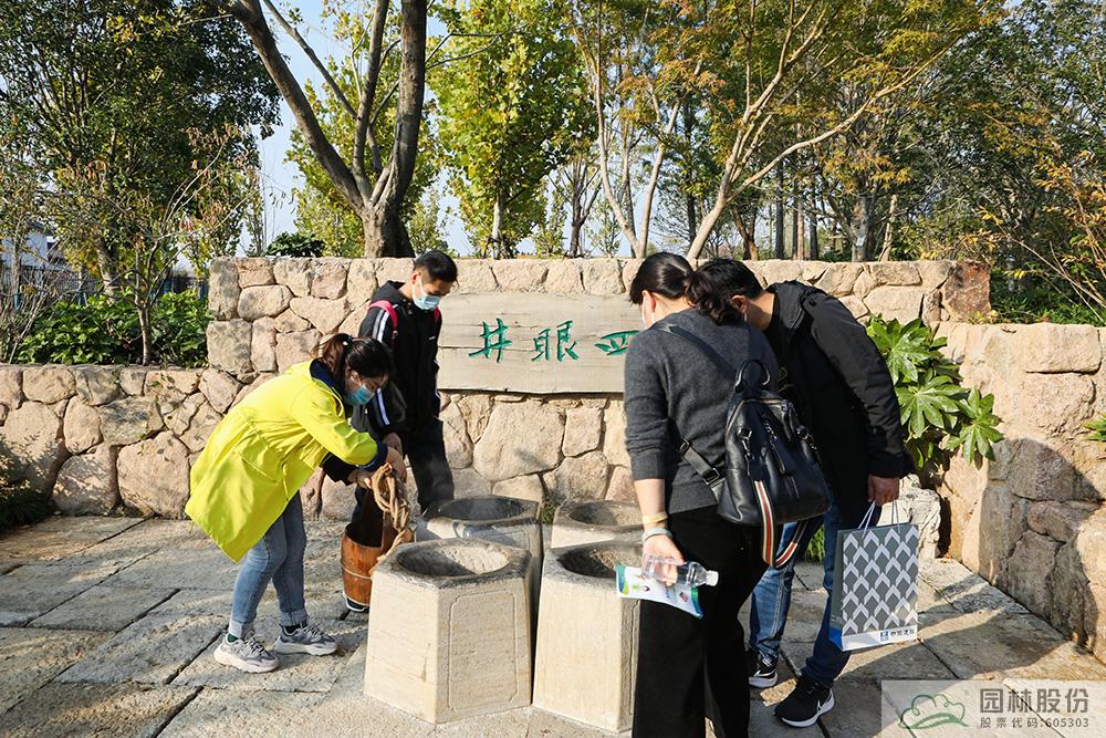 亚洲精品白浆高清久久久久久