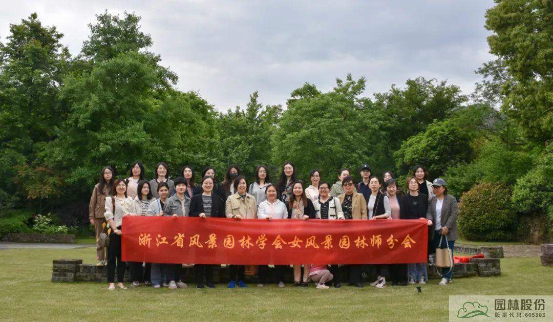 亚洲精品白浆高清久久久久久