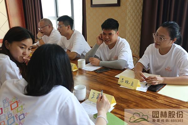 亚洲精品白浆高清久久久久久