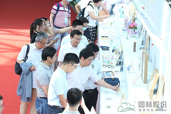 亚洲精品白浆高清久久久久久