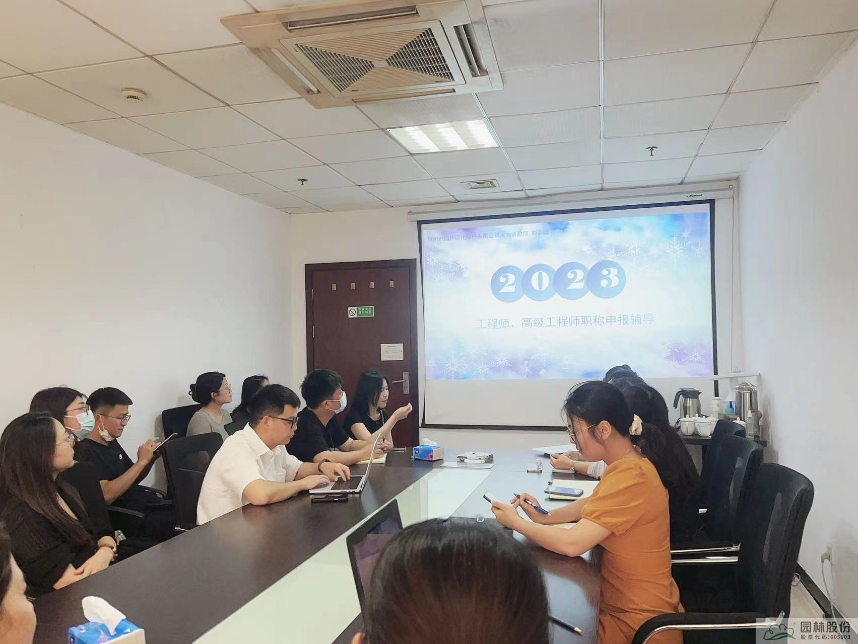 亚洲精品白浆高清久久久久久