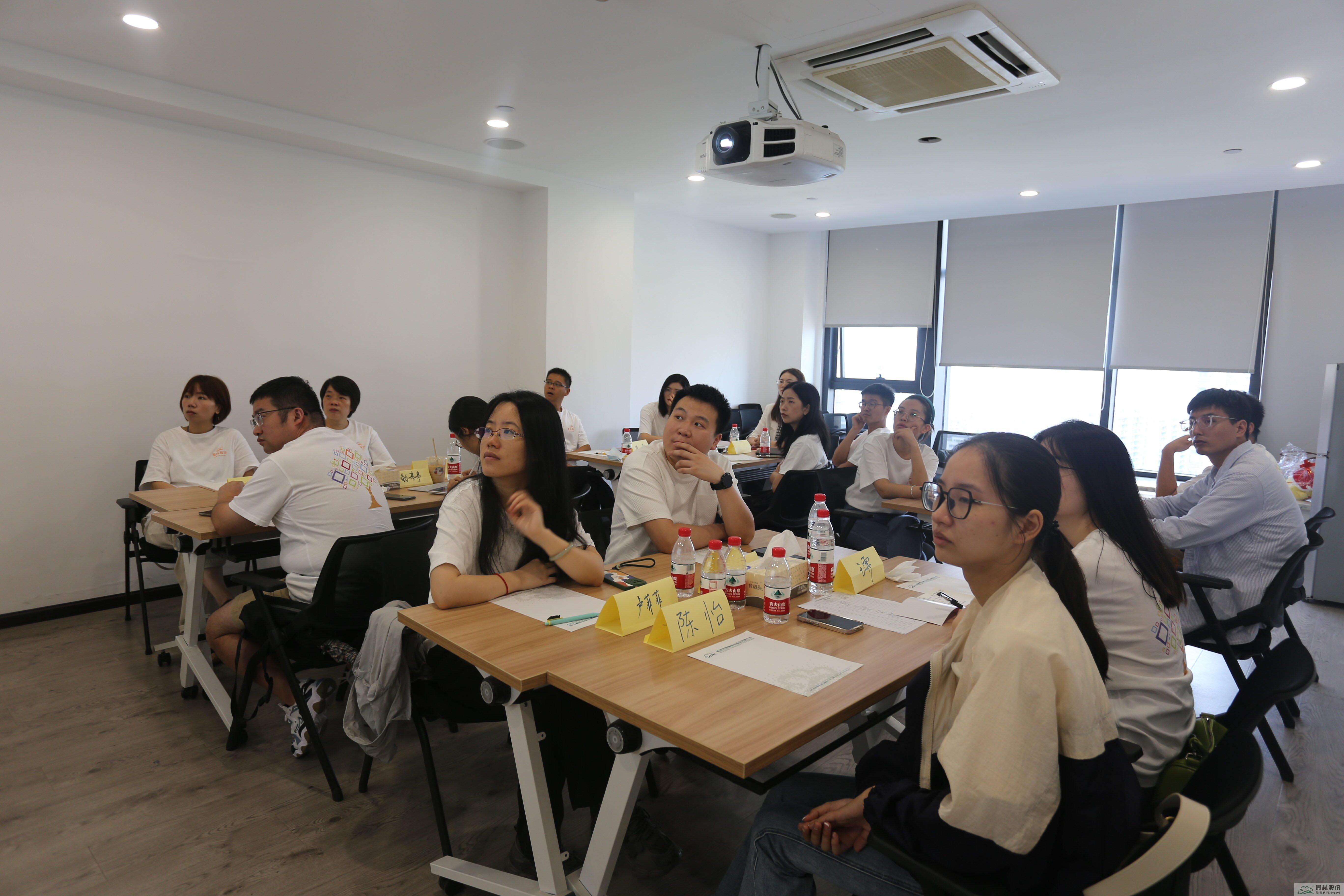 亚洲精品白浆高清久久久久久