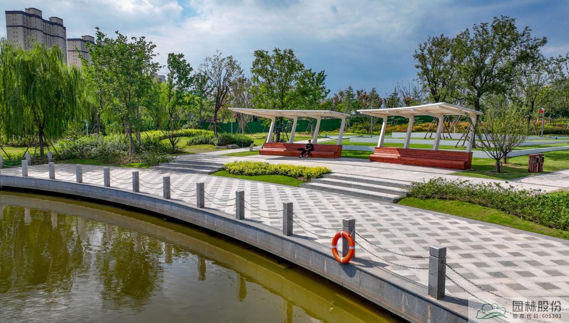 亚洲精品白浆高清久久久久久