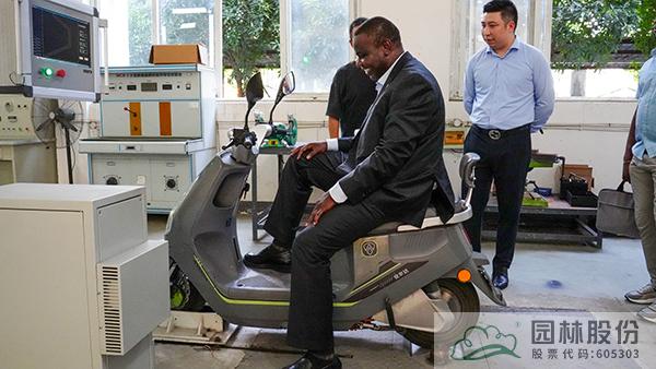 亚洲精品白浆高清久久久久久