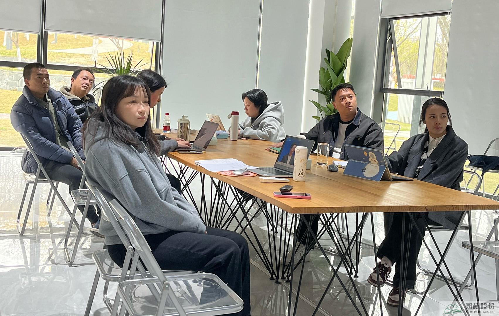 亚洲精品白浆高清久久久久久