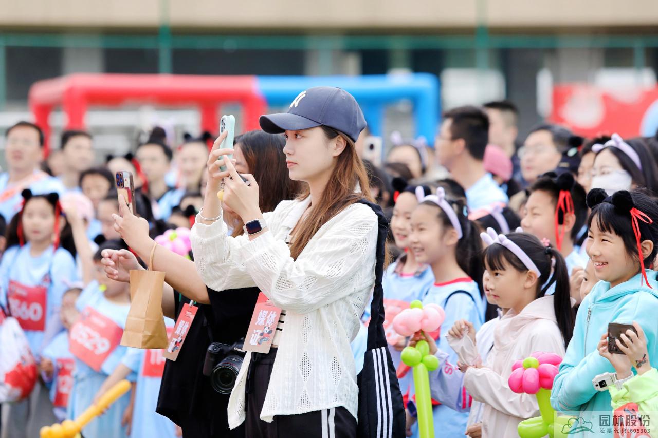 亚洲精品白浆高清久久久久久