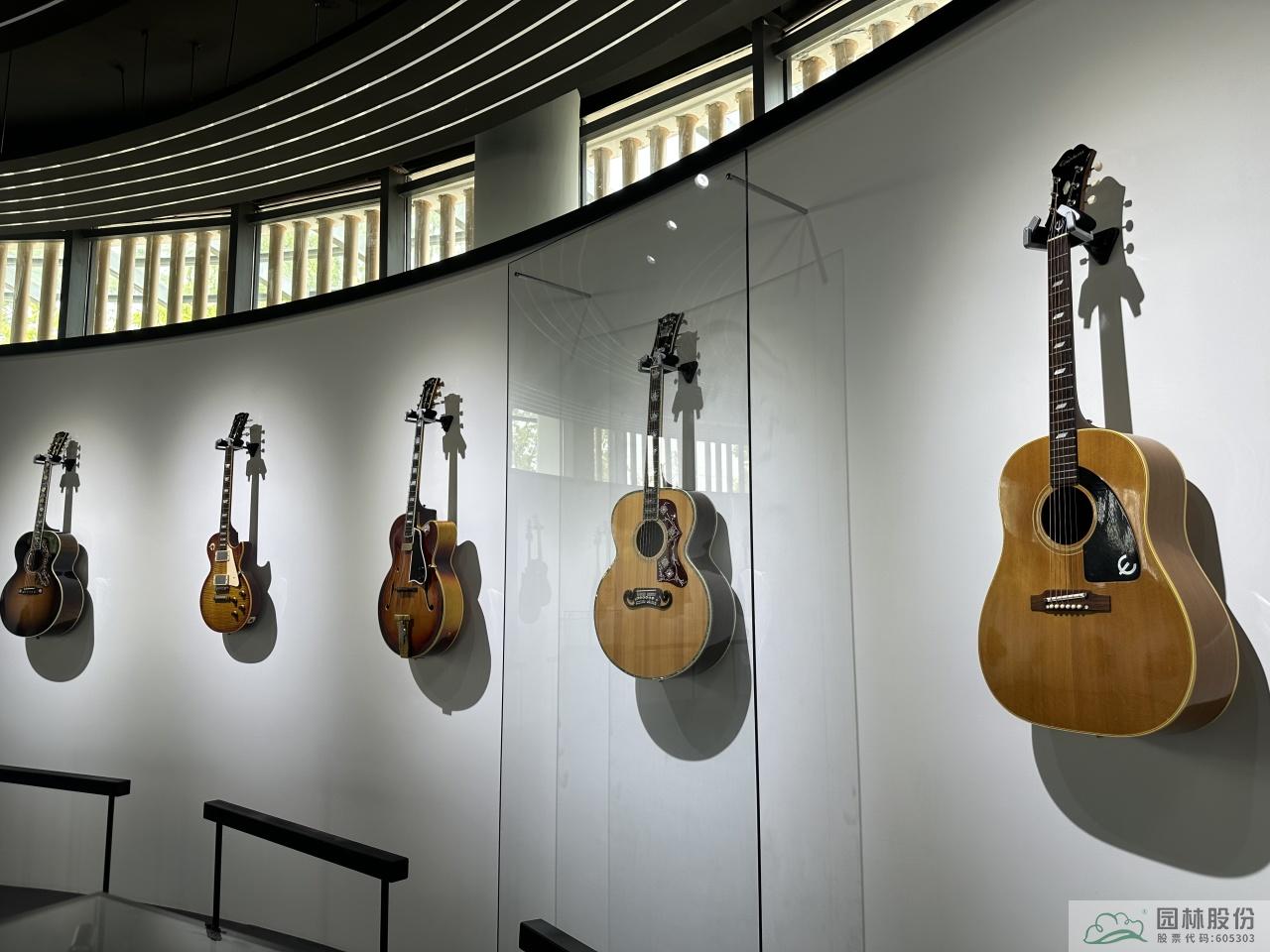 亚洲精品白浆高清久久久久久