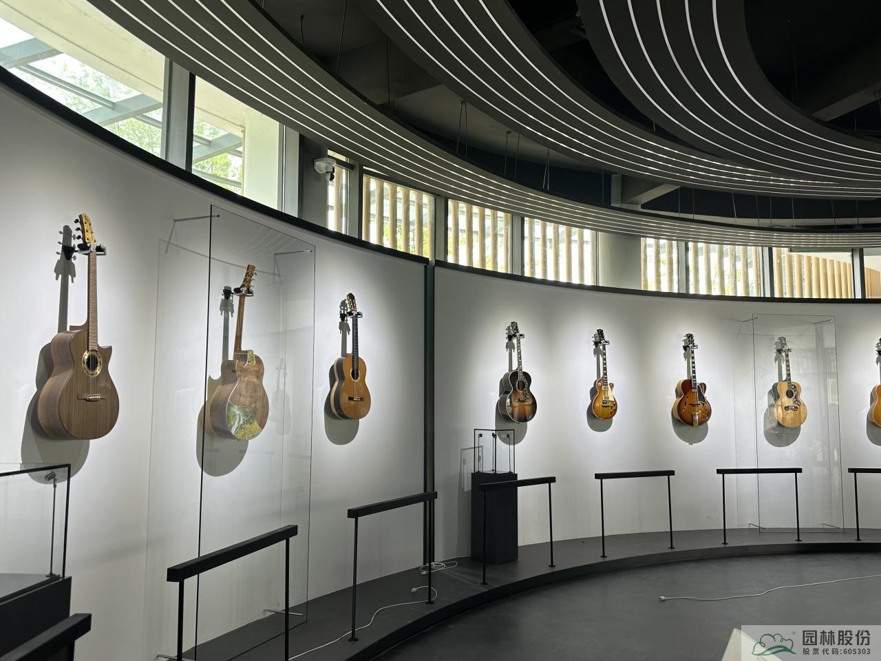 亚洲精品白浆高清久久久久久