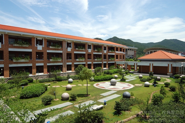 亚洲精品白浆高清久久久久久