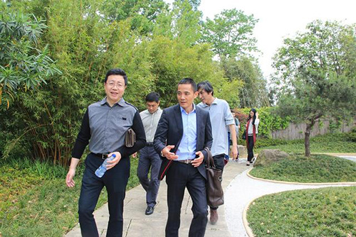 亚洲精品白浆高清久久久久久