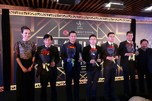 亚洲精品白浆高清久久久久久