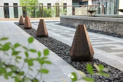 亚洲精品白浆高清久久久久久