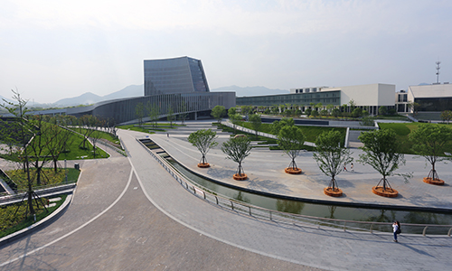 亚洲精品白浆高清久久久久久