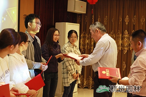 亚洲精品白浆高清久久久久久
