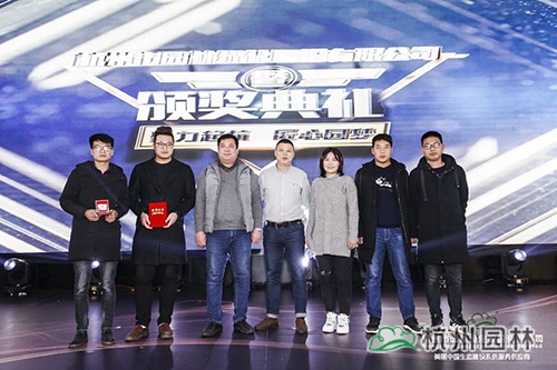 亚洲精品白浆高清久久久久久