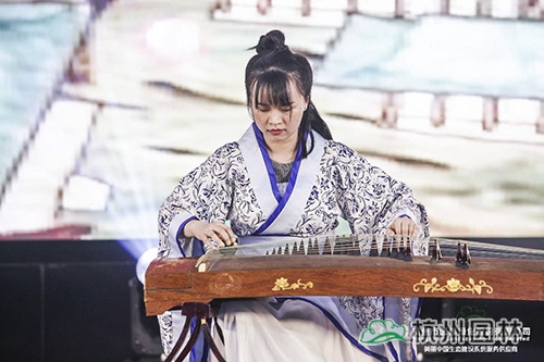 亚洲精品白浆高清久久久久久